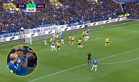 Gol de Yerry Mina en Everton