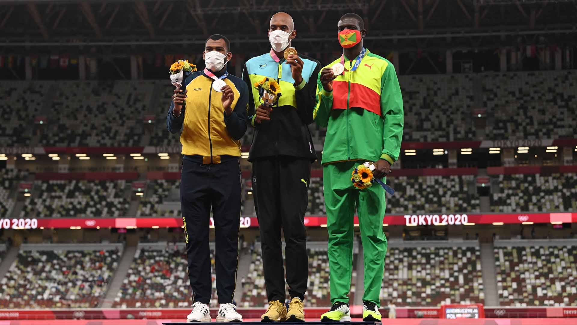 Anthony Zambrano, en el podio